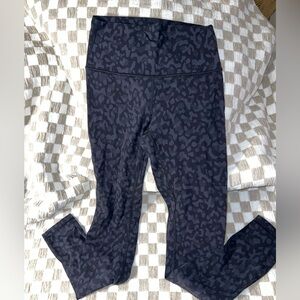 Lululemon Athletica Black Camo Leggings